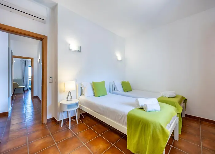 Vista Linda - Marina Park *